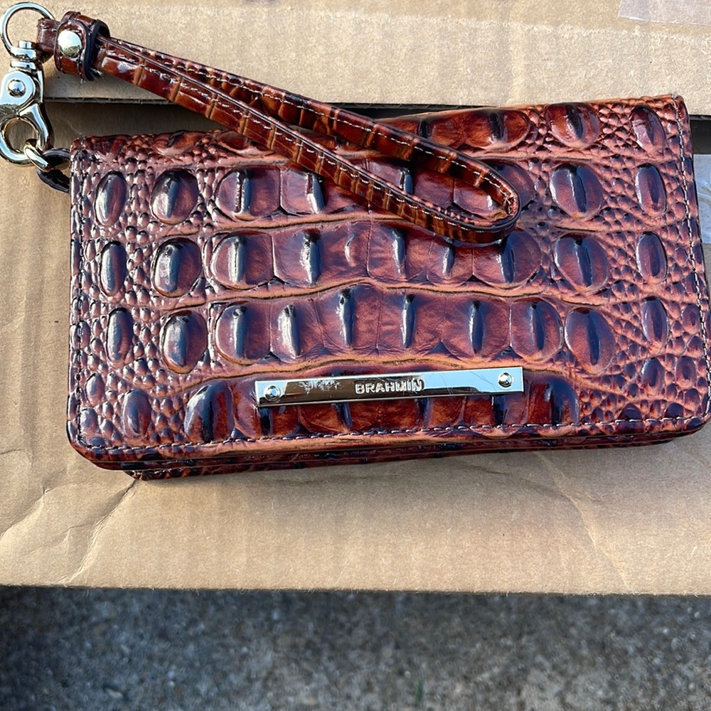 Women Brahmin Wristlet